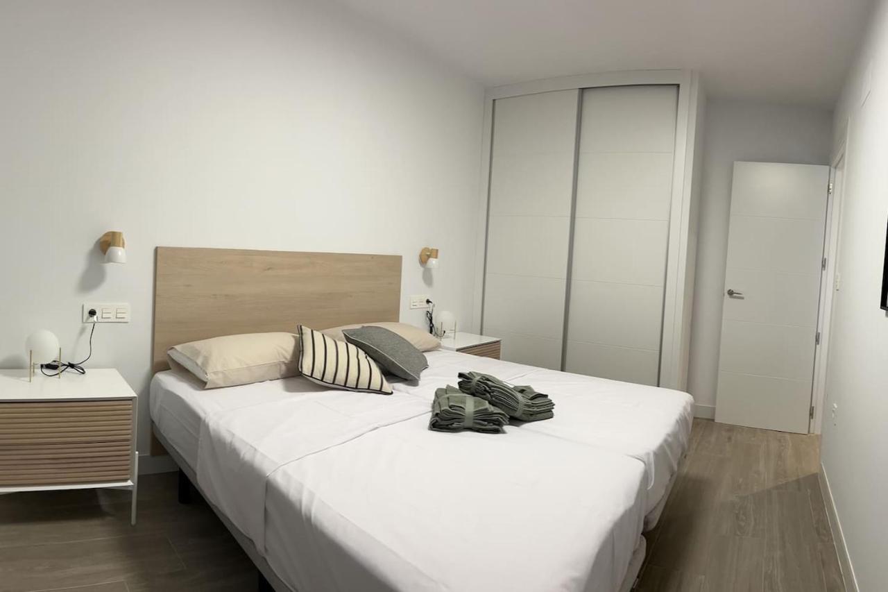 Apartamentos Breton 17 Suite Familiar Alicante Extérieur photo