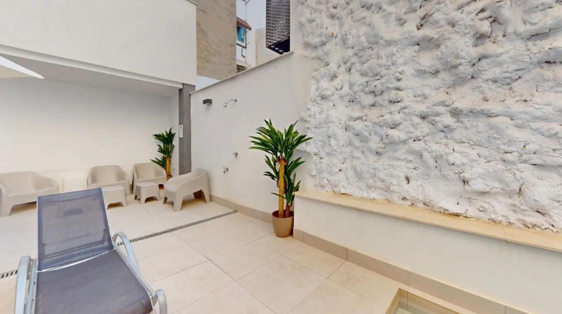 Apartamentos Breton 17 Suite Familiar Alicante Extérieur photo